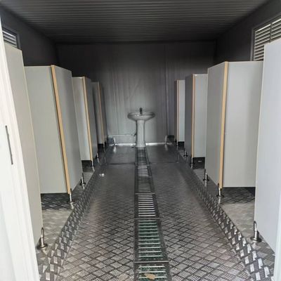 呼吸可能な20FT/40FT カスタマイズされたキャンプ 移動トイレ ポータブル トイレ 移動式WC トイレ 障害者向け 販売