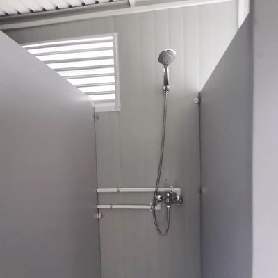 容器式屋外トイレ サンドウィッチパネル 携帯トイレ トレーラー