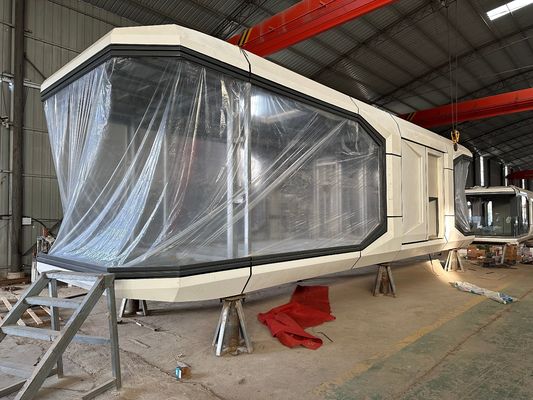 モダンプリファブハウス スペースカプセル ベッド ホテル キャビン モジュール型 スペースカプセル 電気灯がカスタマイズされた色で