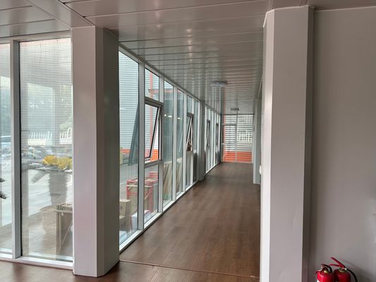 ポータブルルーム 屋外機能 複数サイズ プレファブリケーション フラットパック コンテナハウス 屋外脱出のためのトイレ