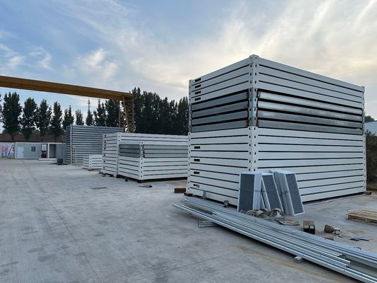 20 40Ft 低炭素 省エネ モジュラルの移動コンテナハウス プレファブ 製 鉄筋付き フラットパック コンテナハウス