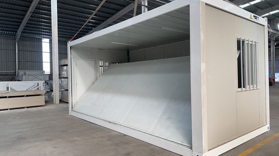 鉄 20ft 30ft 40ft プリファブサンドイッチパネル モジュール型ジグザグ折り畳みコンテナハウス 強く安定した構造