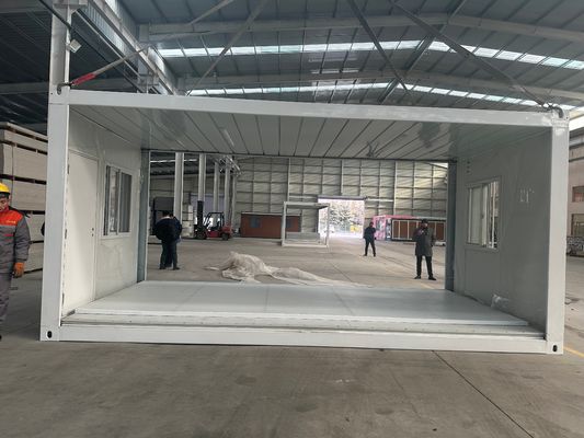 40ft 20ft オフィスサンドイッチパネル プリファブ 折りたたみ 移動型ホーム 寮キャンプ 折りたたみ 容器 耐久性 アルミ窓