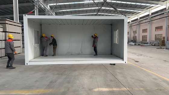 40ft 20ft オフィスサンドイッチパネル プリファブ 折りたたみ 移動型ホーム 寮キャンプ 折りたたみ 容器 耐久性 アルミ窓