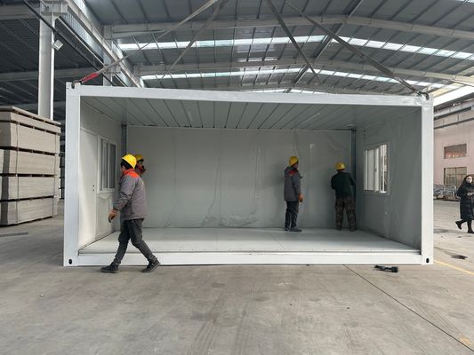 簡単にインストールする 多機能 20FT / 40FT パーソナライズされた移動式プリファブモジュールハウス 折りたたみ小屋とコンテナホーム