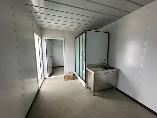 オーダーメイド 迅速な設置 高風力 フラットパックハウス モダンなデザインスタイル 600X600X300cm シングルパックサイズ