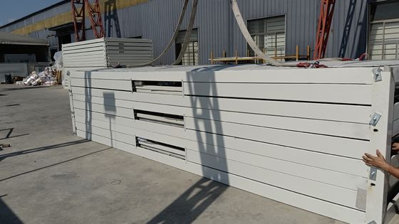 多機能 準備済み 20Ft 40ft 急速な設置 プリファブリックハウス 折りたたみコンテナハウス 防火 プリファブリックコンテナハウス 家