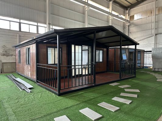 拡張可能なコンテナハウス 浴室とキッチン 豪華な20フィート40フィート 簡単に設置できる風力抵抗型プリファブモジュールビル