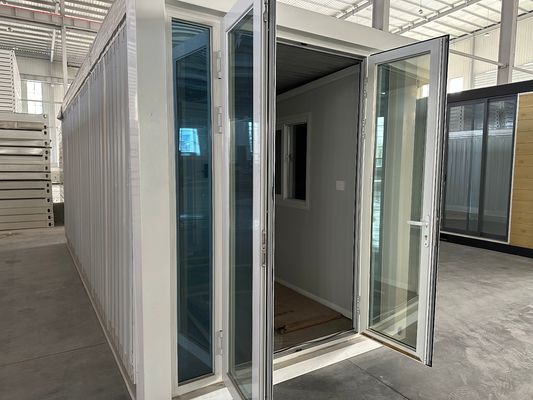 ビラ 迅速な建設 20 フィート 30 フィート 40 フィート 移動式 拡張可能なコンテナハウス キッチン