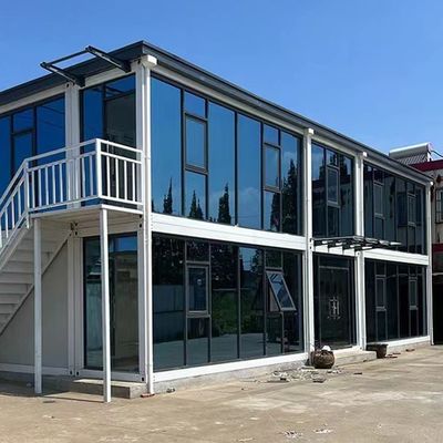 白色またはカスタマイズされた色 切り離せるコンテナ コンパクトハウジング モジュール式建設システム サンドイッチパネル付きバンハウス