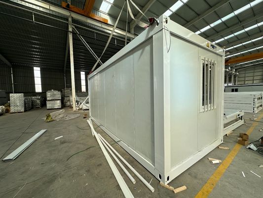 迅速な組み立て 引換可能なシェルター 低炭素 省エネ 柔軟な折りたたみコンテナハウス 白色またはカスタマイズされた色