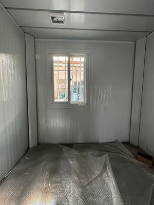 現代のスタイルのプリファブ折りたたむコンテナハウスと70%の建設時間の節約