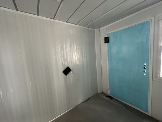現代のスタイルのプリファブ折りたたむコンテナハウスと70%の建設時間の節約