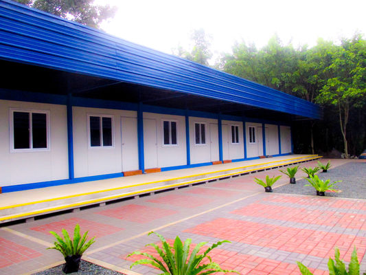 青白い木 20ft 40ft プリファブハウス 現代的な緑色のヴィラ 環境に優しい生活