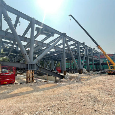 カスタマイズされたサイズ 鉄製倉庫の建物を迅速に建設する 利点 迅速に設置する